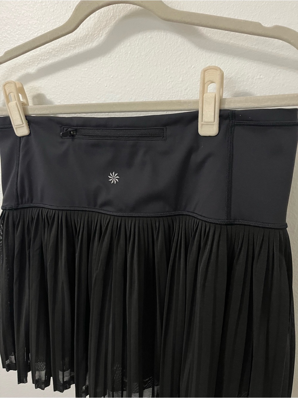 ATHLETA SIZE M A-Game Mesh Skort Pleated Skirt - Picture 10 of 15